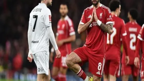 高拉特广州队生涯落幕，财富丰收开启人生新篇章